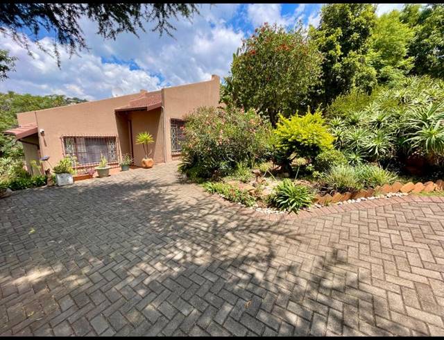 3 BEDROOM HOUSE FOR SALE IN KENMARE